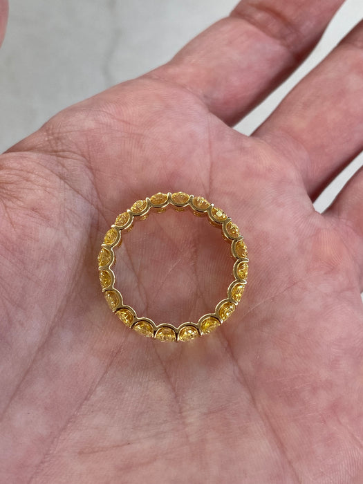 18K Yellow Gold Lab-Grown Yellow Diamond Oval Eternity Ring