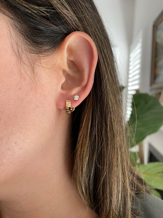 14K Gold Ribbed Diamond Heart Huggie Earrings