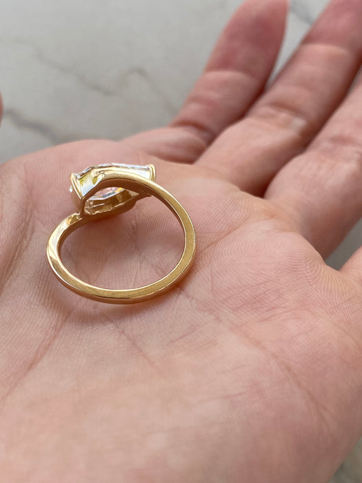 14K 2.09 Carat East-West Step-Cut Lab Pear Diamond Ring