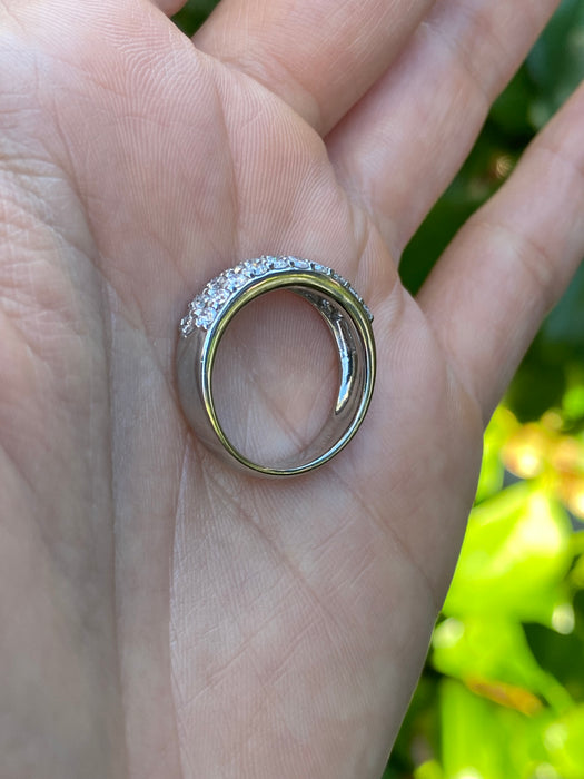 Platinum 900 1 carat Diamond ring size 5