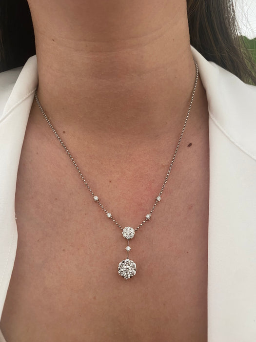 18k white gold 1.74 tcw diamond flower necklace 16”