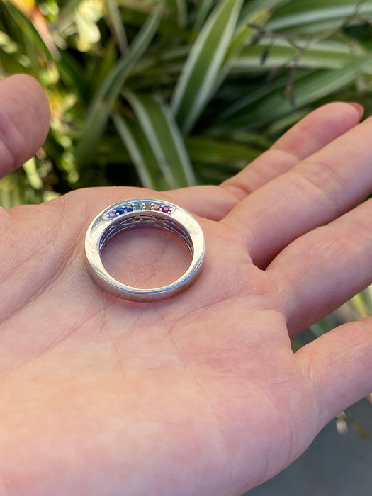 18k white gold rainbow sapphire ring size 7.5