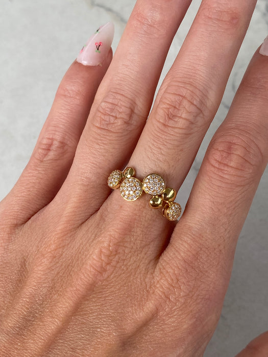 Vintage 18K Gold Diamond Dot Ring Size 7.25