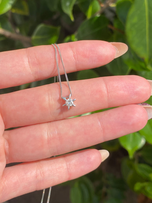 Platinum 850/900 diamond star necklace