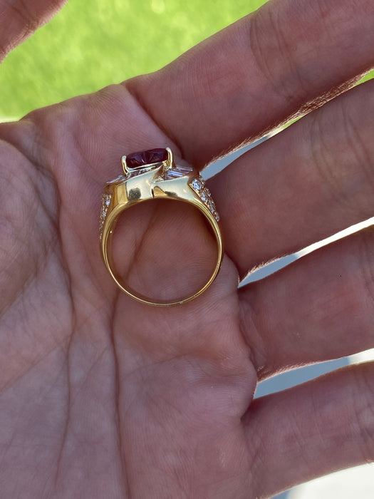 Vintage 18K Ruby Heart Diamond Ballerina Ring