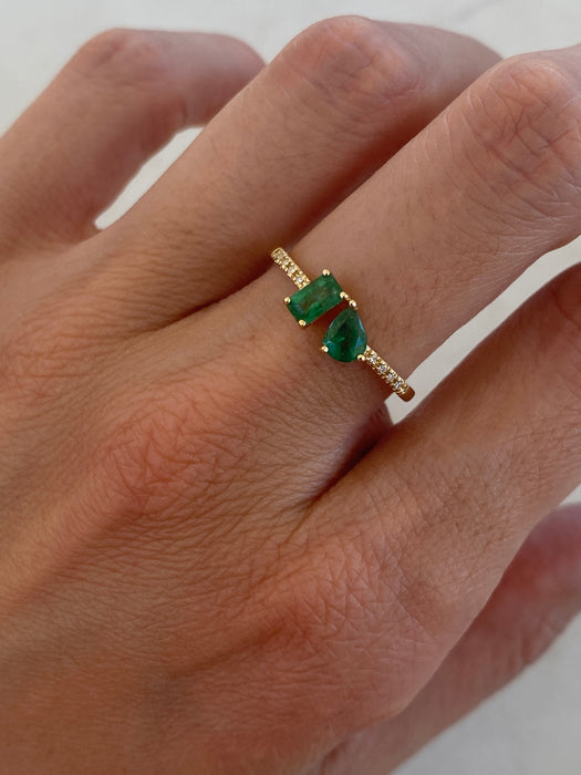 14K Emerald & Diamond Ring