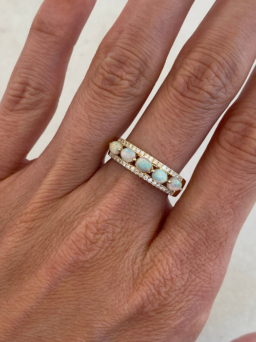 14K Gold Opal & Diamond Ring Size 6.5