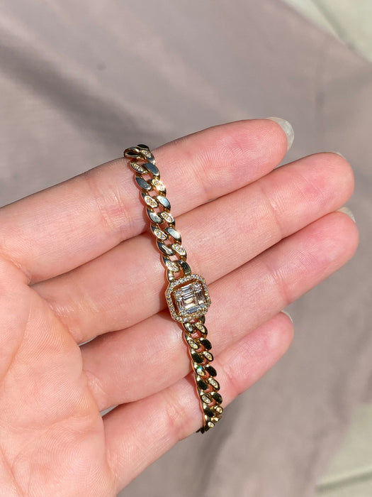 14k diamond curb bracelet 6.75”