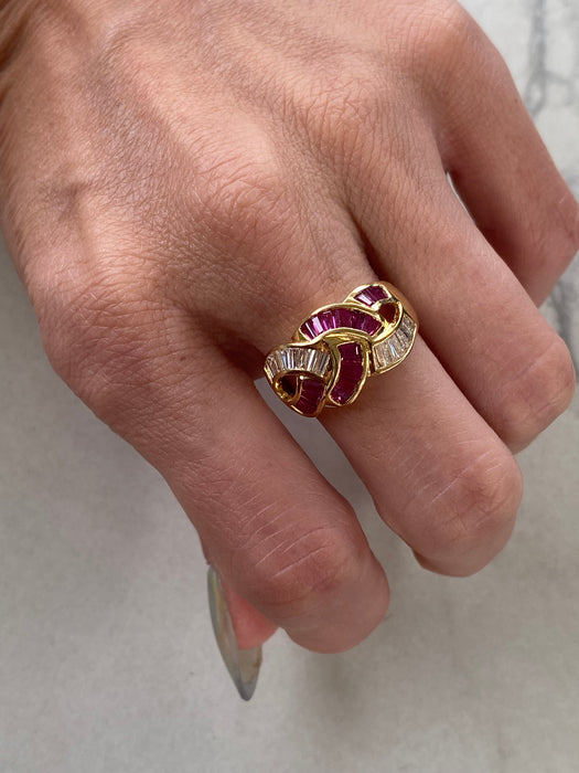 Vintage 18K Ruby & Diamond Baguette Knot Ring