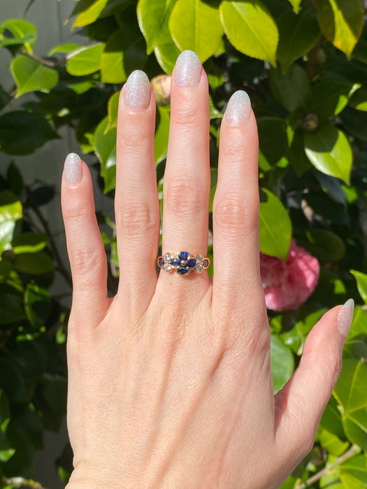 18k blue sapphire and diamond flower ring size 5