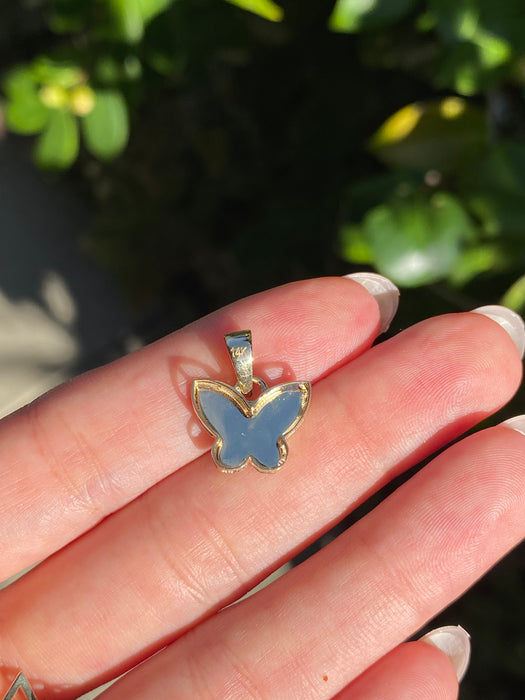14k fluted butterfly charm pendant