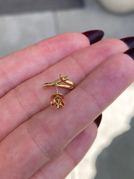 14k single earring diamond letter initial stud