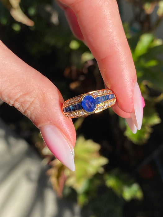 Vintage 18K Blue Sapphire & Diamond Ring