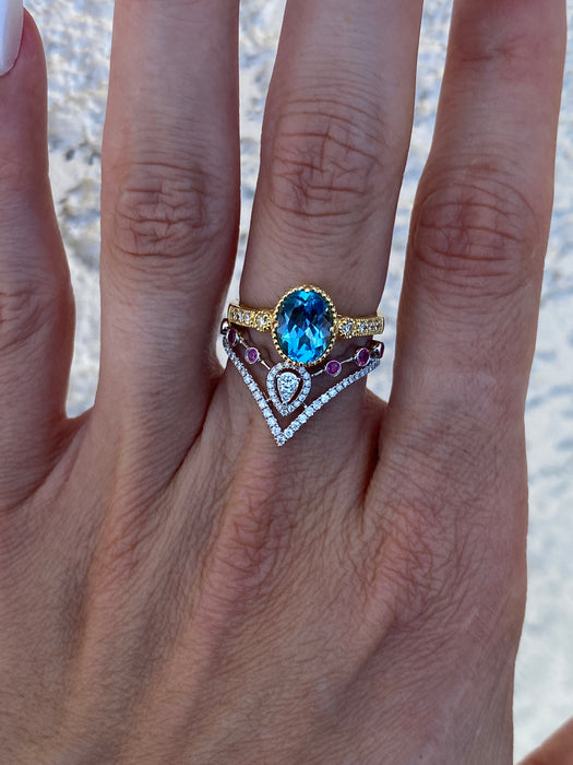 Vintage 18K White Gold Ruby & Diamond Chevron Ring