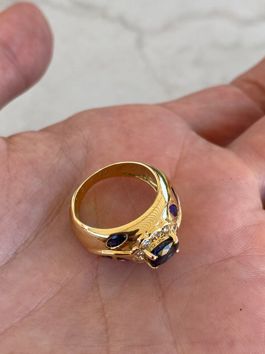 Vintage 18K Gold Blue Sapphire & Diamond Floral Ring