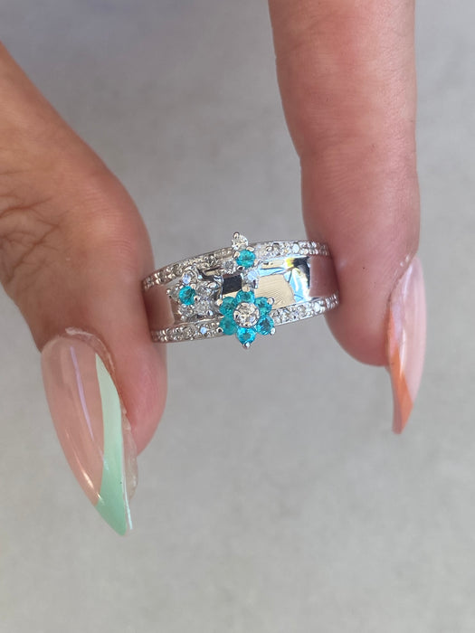 Vintage 14K White Gold Paraiba Tourmaline & Diamond Flower Ring