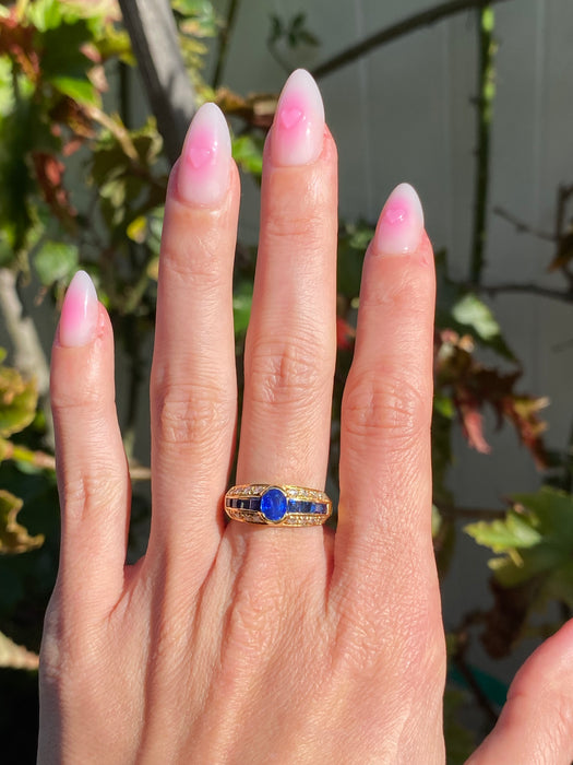 Vintage 18K Blue Sapphire & Diamond Ring