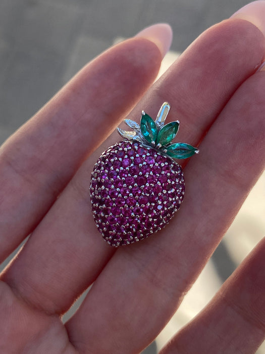 14k white gold ruby and emerald strawberry charm