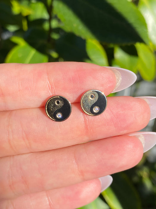 14K Gold Black Enamel Diamond Yin Yang Stud Earrings – 9mm