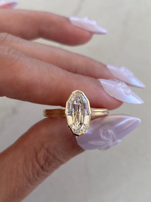 14K Gold 2.05 Carat Oval Step-Cut Lab Diamond Ring – IGI Certified