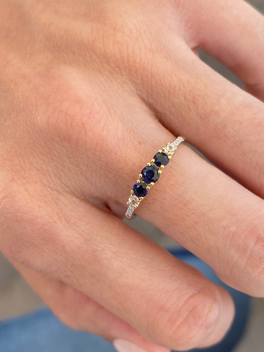 14K Gold Blue Sapphire, White Sapphire & Diamond Ring – Size 7