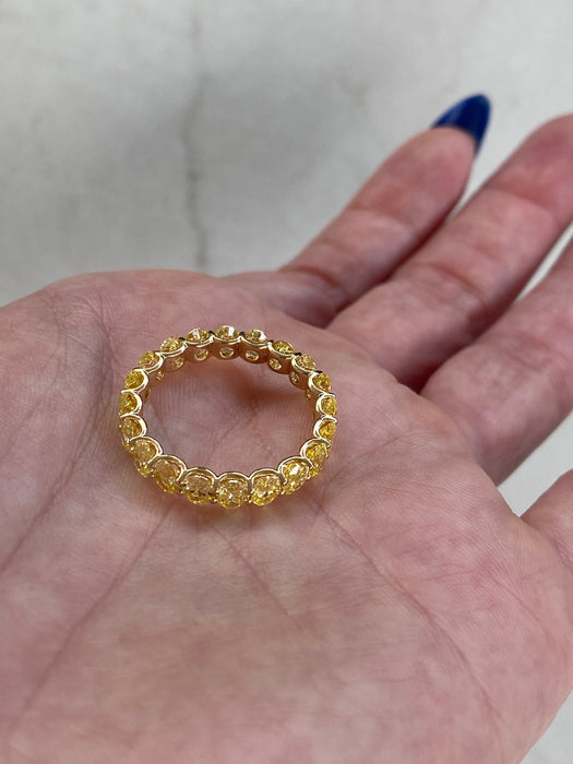 18K Yellow Gold Lab-Grown Yellow Diamond Oval Eternity Ring