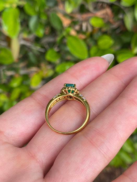 18k emerald and diamond ring size 6.5