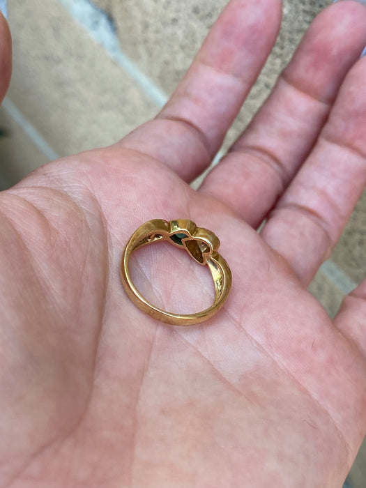 Vintage 18K Gold Bezel Set Emerald Heart & Diamond Ring