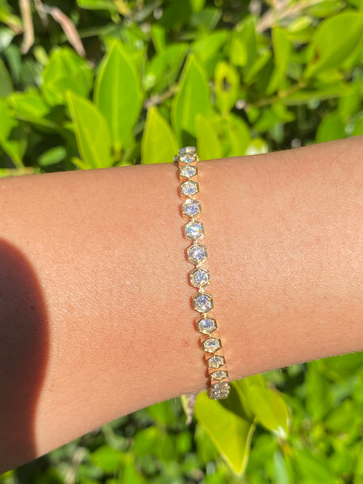 Vintage 18K Gold Natural Diamond Hexagon Link Bracelet 3.34 TCW