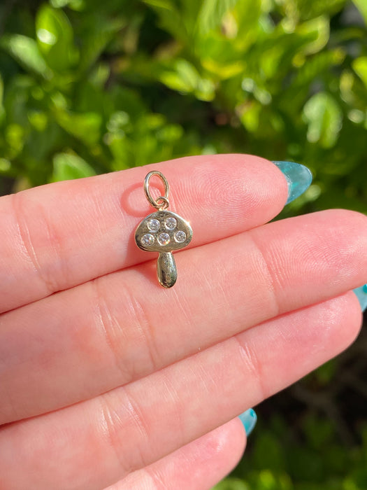 14k diamond mushroom charm