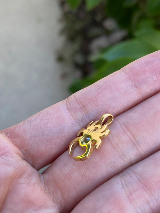 18k diamond peridot spider charm
