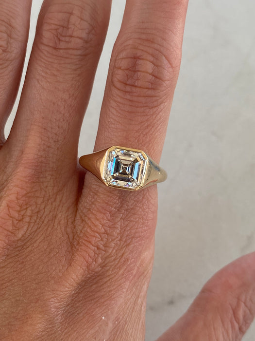 14K 3.1 Carat Bezel-Set Asscher-Cut Lab Diamond Ring