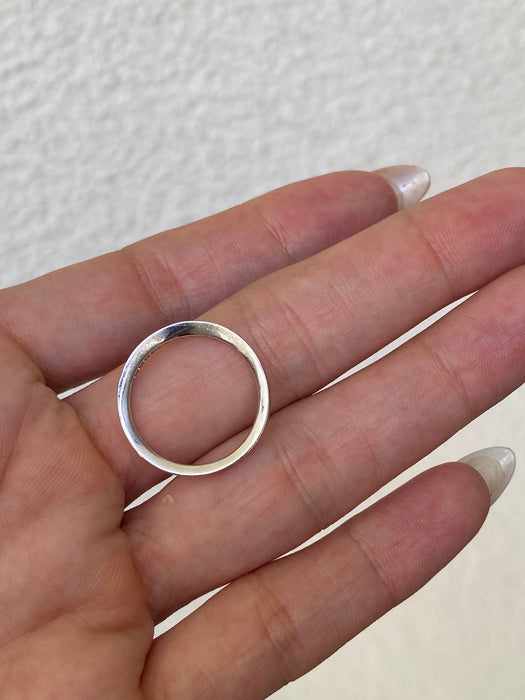 14K White Gold Slightly Wavy Diamond Ring