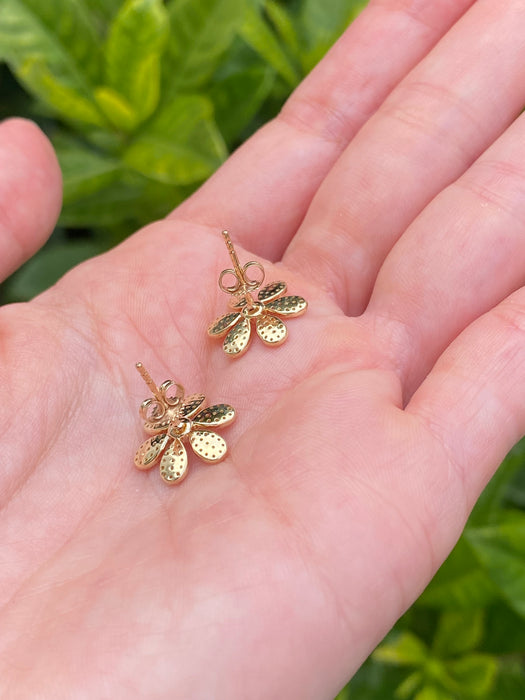 14k pink sapphire daisy flower stud earrings