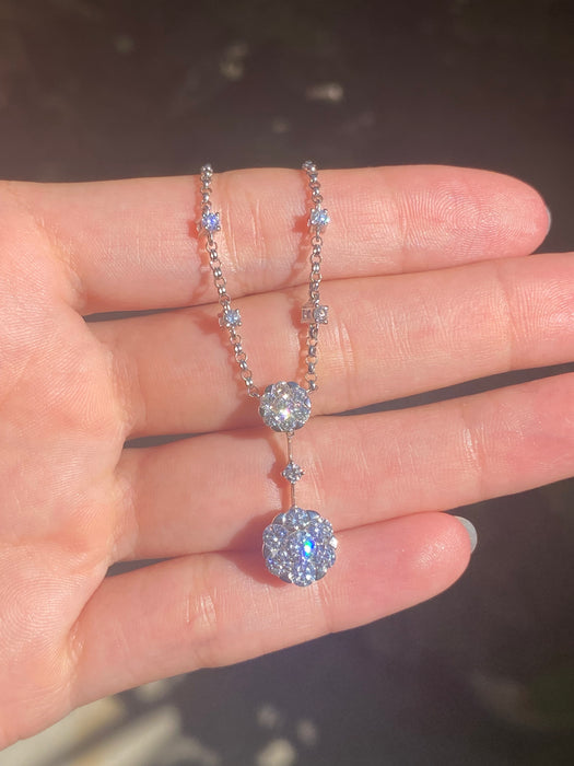 18k white gold 1.74 tcw diamond flower necklace 16”