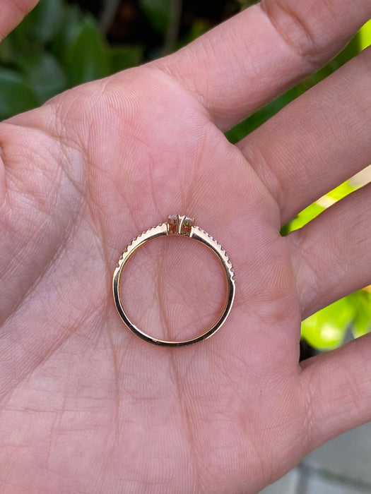 14K Rose Gold Diamond Circle Ring