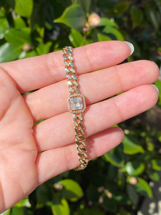 14k diamond curb bracelet 6.75”