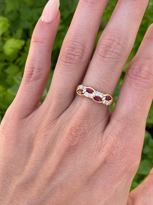 Vintage 18K Ruby and Diamond Swirl Ring – Marquise Rubies – 0.74 TCW Rubies – Size 6