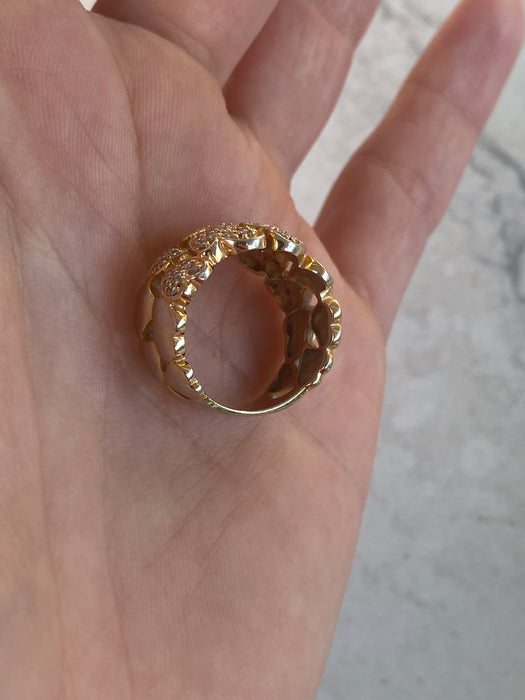 Vintage 18K Gold Heart Cluster Ring