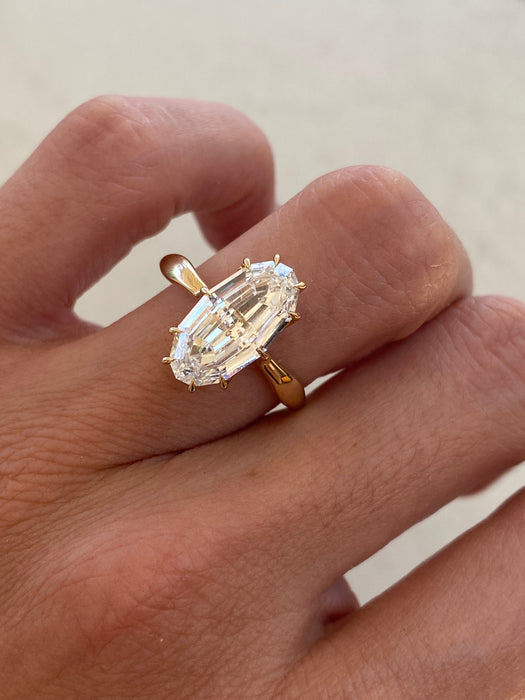 14K Gold 3.50 Carat IGI Certified Lab Diamond Moval Solitaire Ring