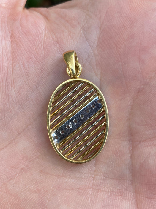 18k diamond oval two tone pendant