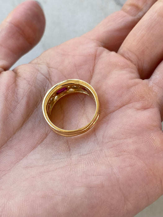 Vintage 18K Gold Bezel-Set Ruby & Diamond Ring