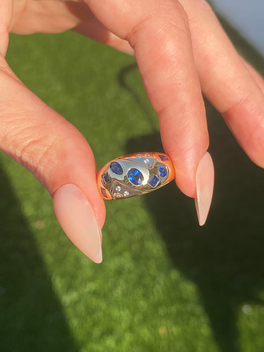 Vintage 18K Gold Blue Sapphire & Diamond Flush Set Ring