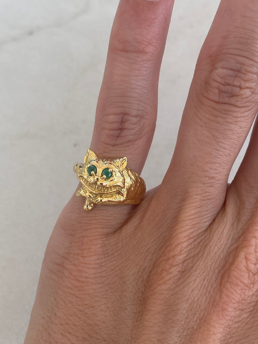 Vintage 18K Emerald Cheshire Cat Ring