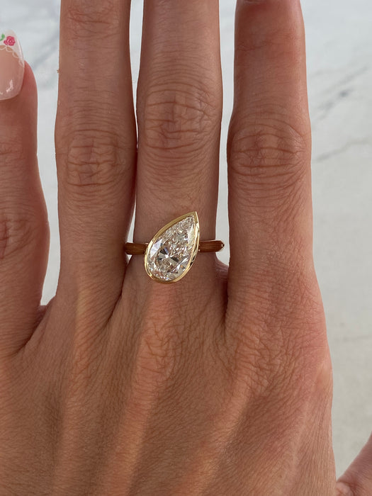 14K Gold 3.01 CT Pear Lab Diamond Ring IGI Certified