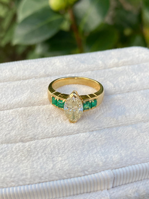 18k 1.74 carat yellow diamond emerald ring size 6.25