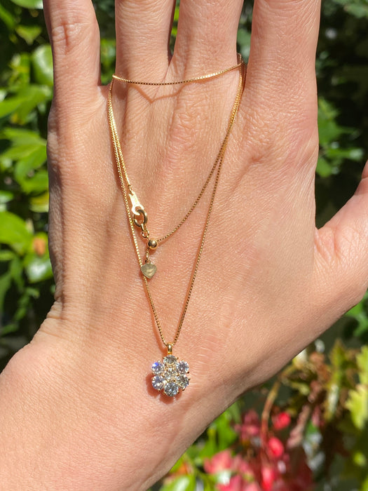 Vintage 18k Gold 1.02 TCW Diamond Flower Necklace