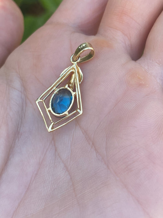 14k London blue topaz pendant