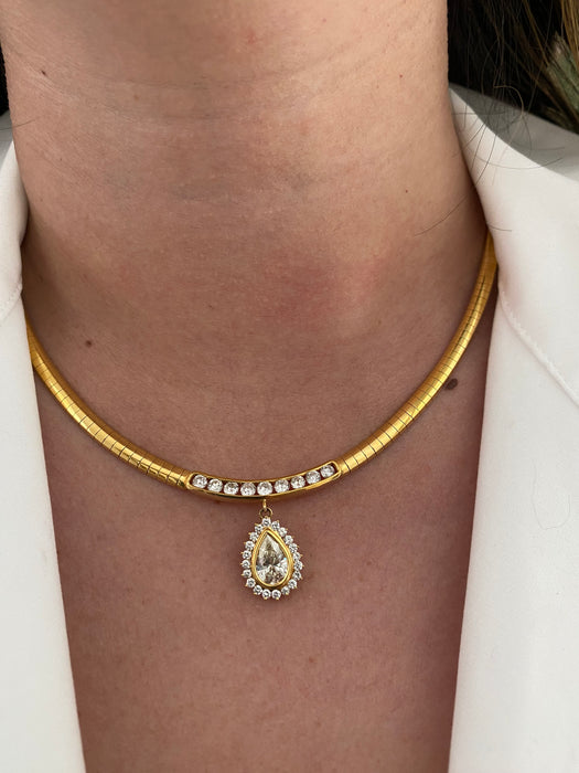 Vintage 18K Gold Diamond Herringbone Necklace 16” – 2.65 TCW Pear Halo Pendant