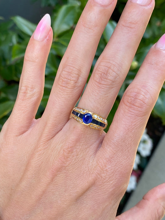 Vintage 18K Blue Sapphire & Diamond Ring